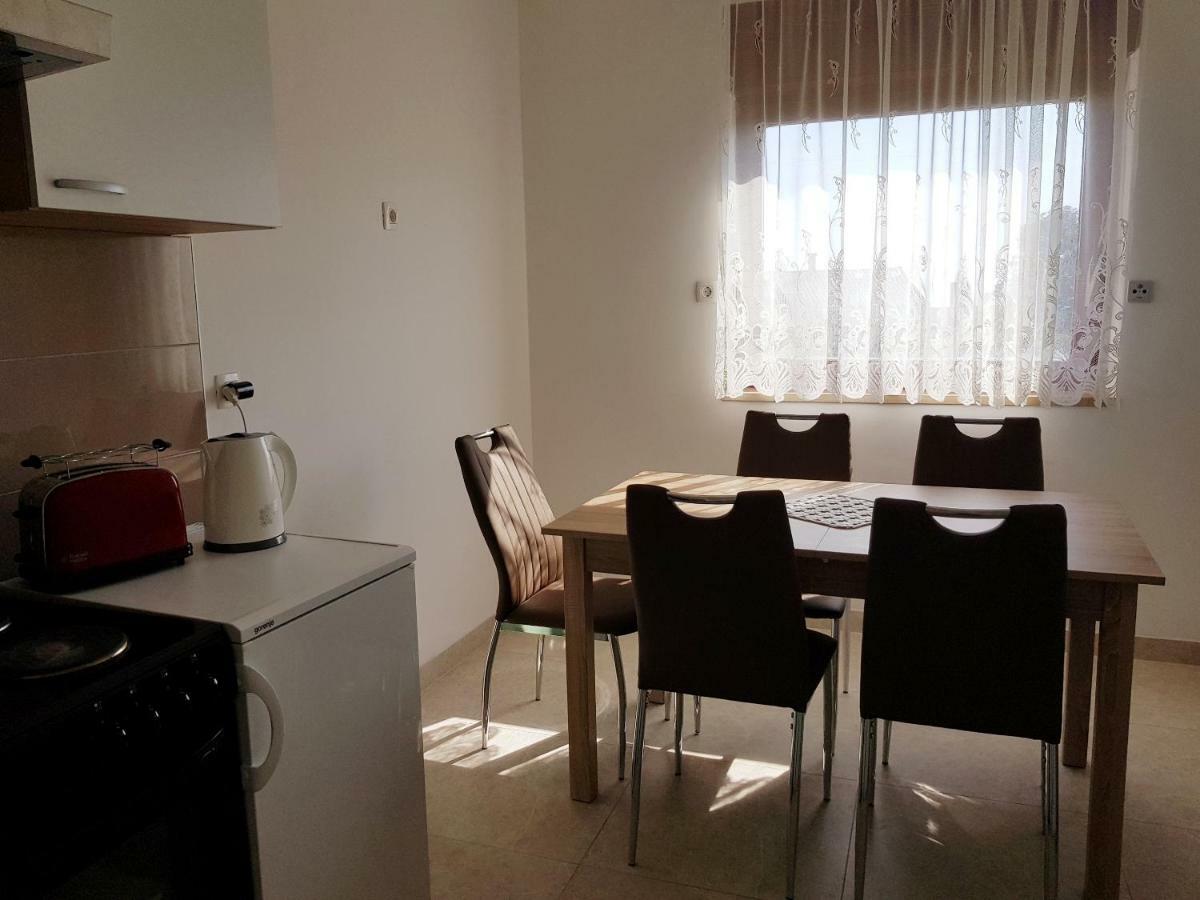 Apartmani Subasic Rubesi Exterior photo
